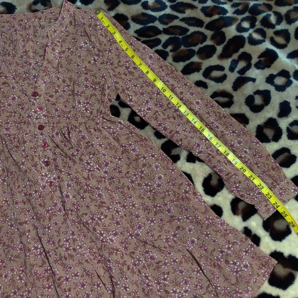 SOLD.......💚 Cottage Core Button Up Dress - Picture 11 of 15
